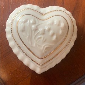 Lenox jewelry holder